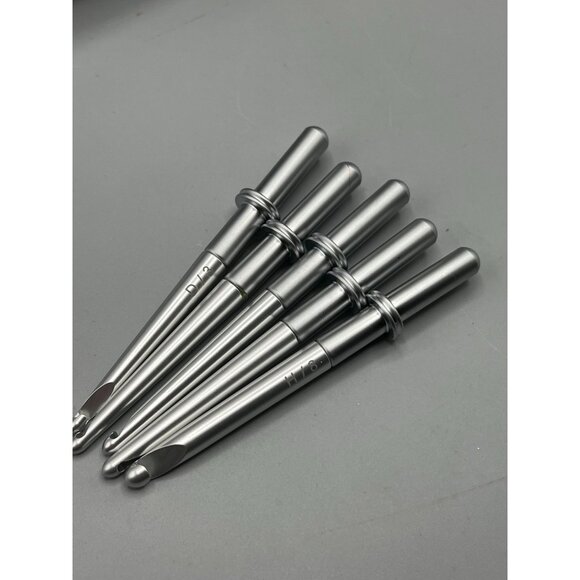 Crochet Hook Set Interchangeable Wood Handle 5 Sizes Kit Sawyer Creek Premium - Picture 6 of 9